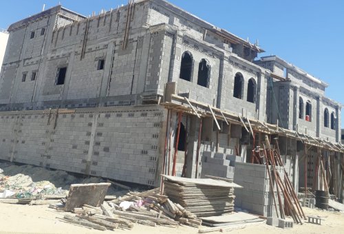 بناء عظم وملاحق واستراحات