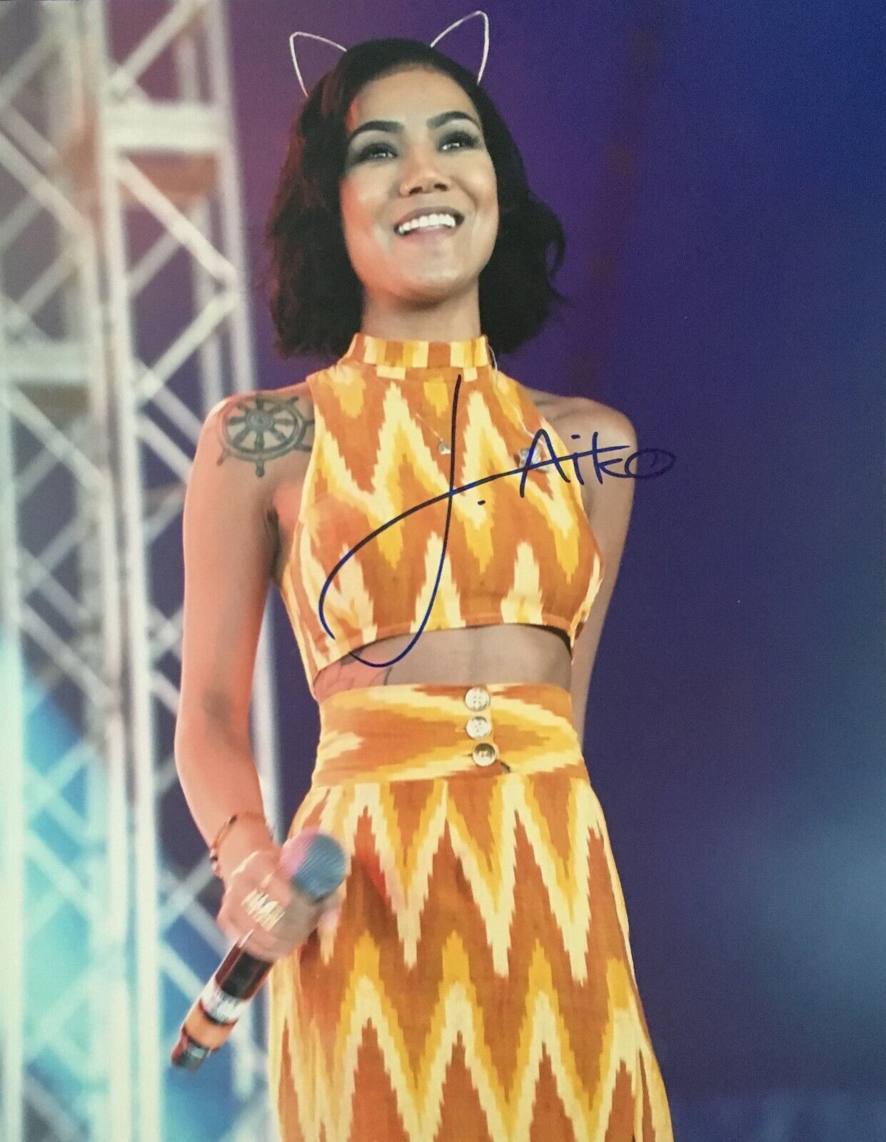 Jhene Aiko Sexy Singer Signed 8x10 Photo Autographed COA E3